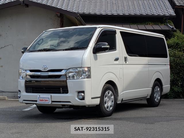 Toyota HIACE VAN 2019-07 8277557-1