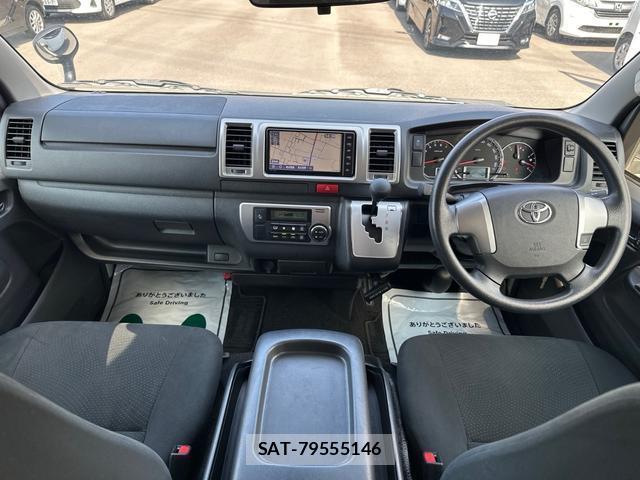 Toyota HIACE VAN 2019-07 8277768-1