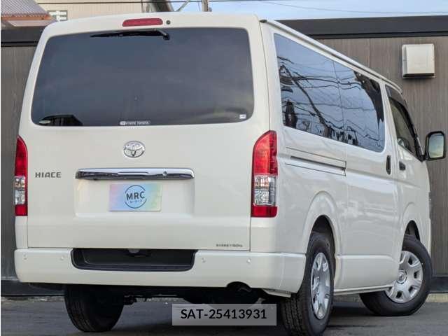 Toyota HIACE VAN 2026-07 8278137-1