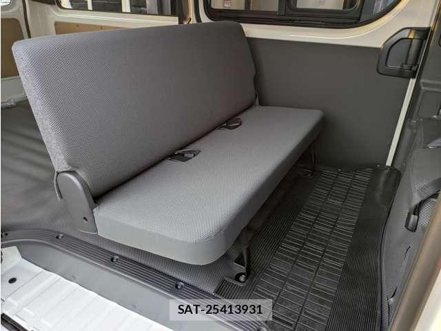 Toyota HIACE VAN 2026-07 8278137-13