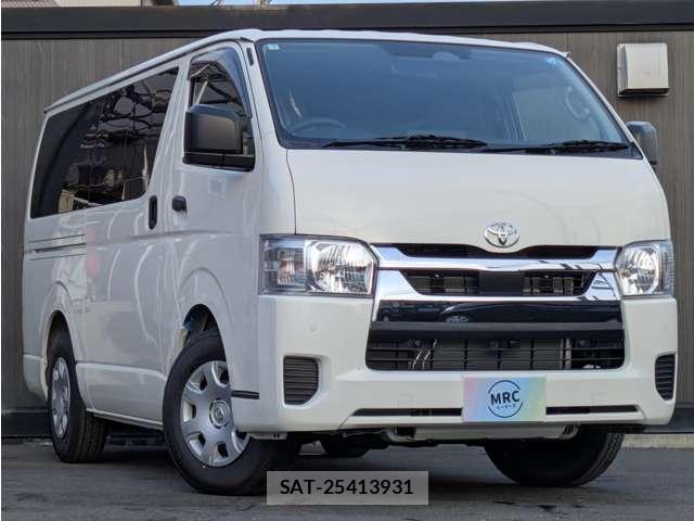 Toyota HIACE VAN 2026-07 8278137-3