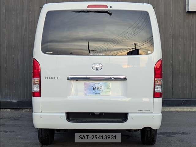 Toyota HIACE VAN 2026-07 8278137-6