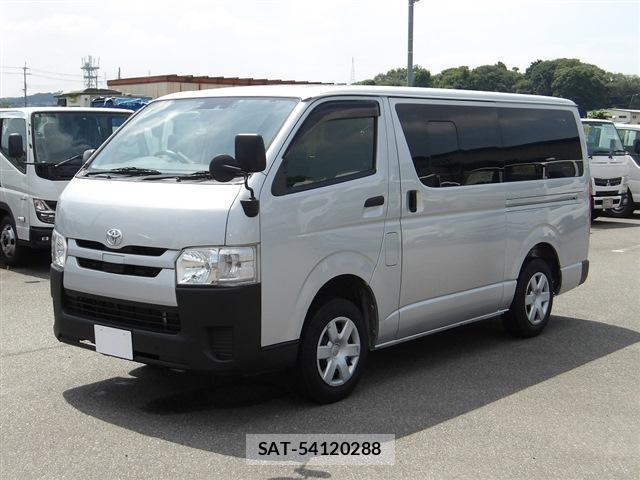 Toyota HIACE VAN 2018-08 8278732-10