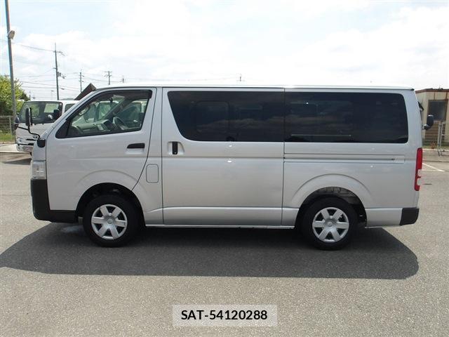 Toyota HIACE VAN 2018-08 8278732-14