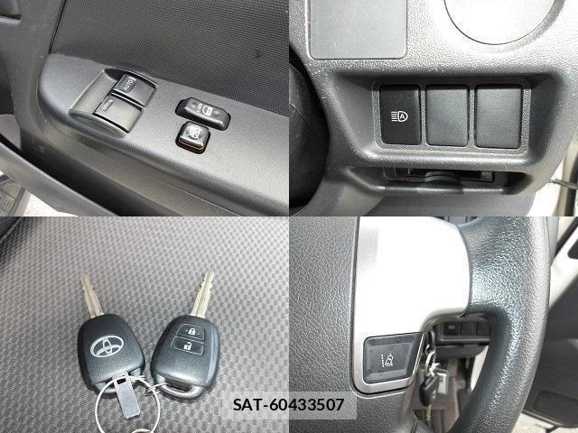 Toyota HIACE VAN 2018-05 8278733-5
