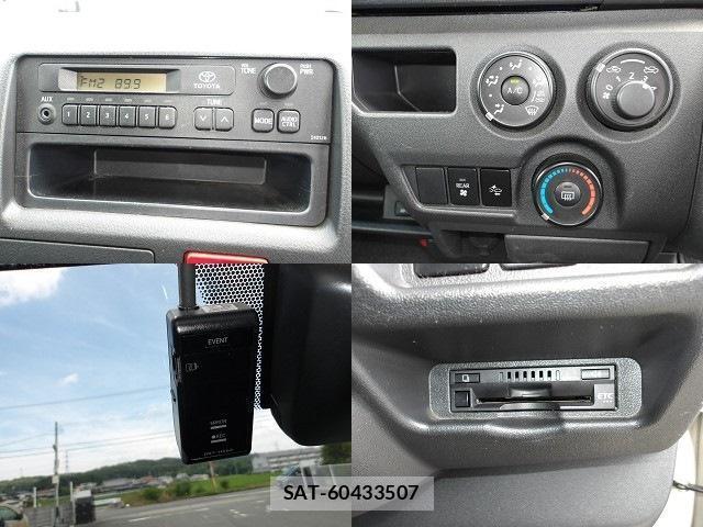 Toyota HIACE VAN 2018-05 8278733-6
