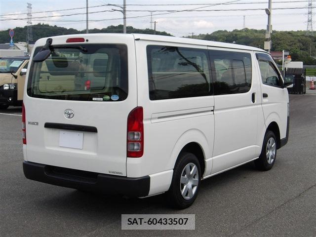 Toyota HIACE VAN 2018-05 8278733-9