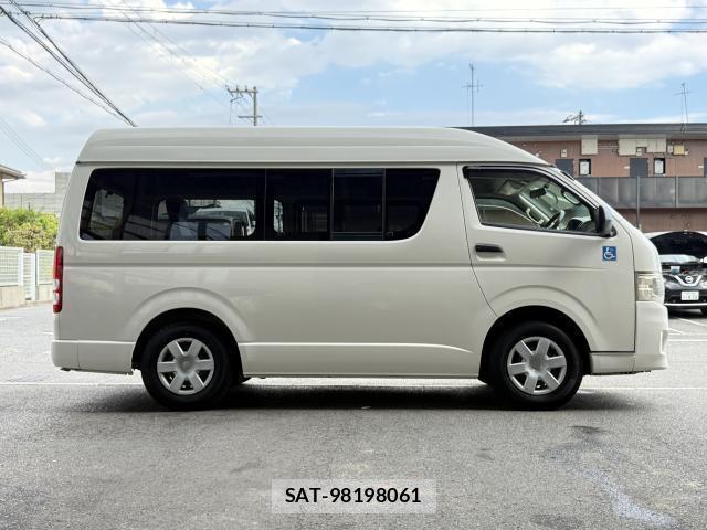 Toyota HIACE VAN 2013-03 8278848-14
