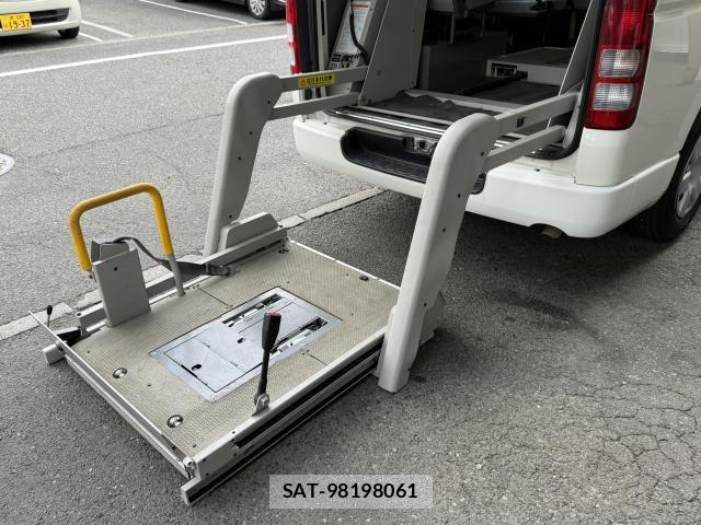 Toyota HIACE VAN 2013-03 8278848-8