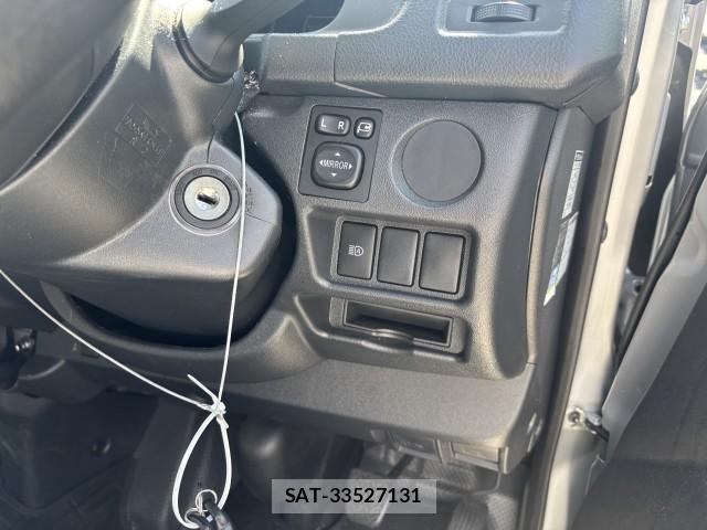 Toyota HIACE VAN 2024-08 8278982-10