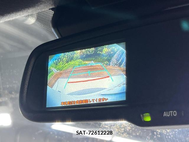 Toyota HIACE VAN 2023-11 8279027-4