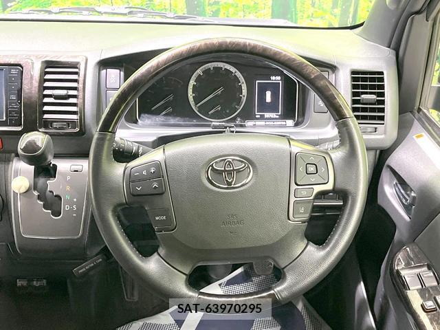 Toyota HIACE VAN 2022-06 8279343-7