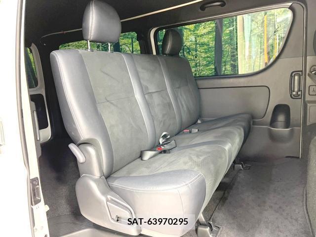 Toyota HIACE VAN 2022-06 8279343-9