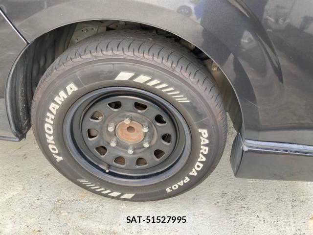 Toyota HIACE VAN 2005-06 8279509-12