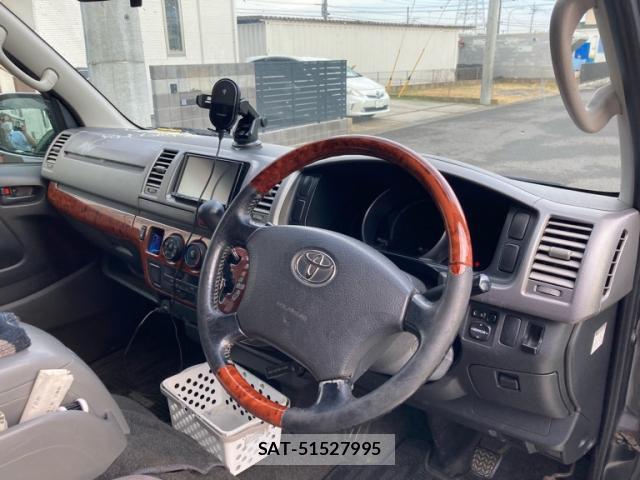 Toyota HIACE VAN 2005-06 8279509-9