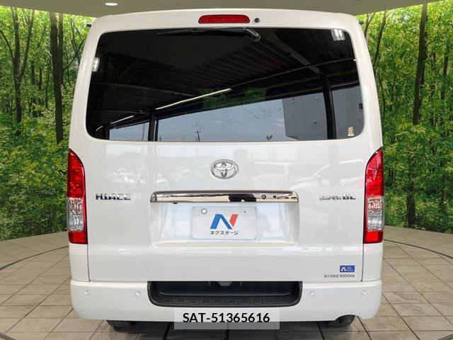 Toyota HIACE VAN 2021-09 8280152-13