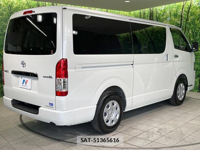Toyota HIACE VAN 2021-09 8280152-15