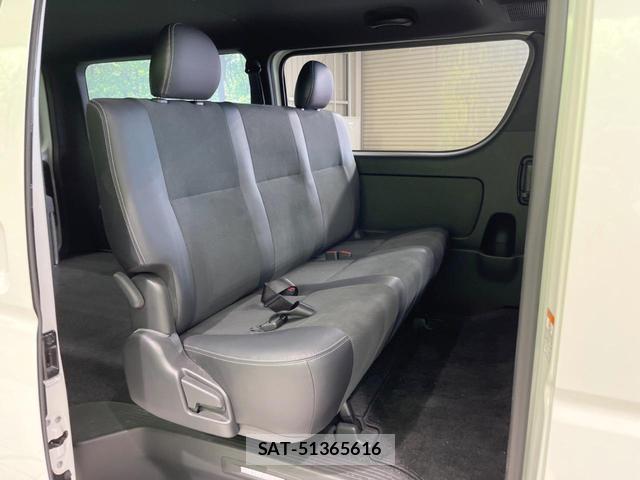 Toyota HIACE VAN 2021-09 8280152-7