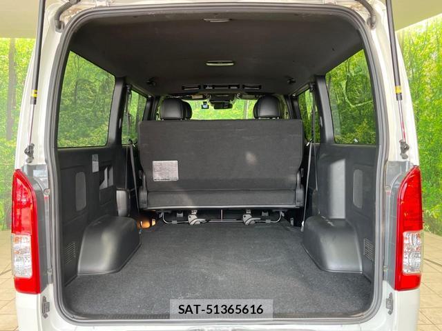 Toyota HIACE VAN 2021-09 8280152-8