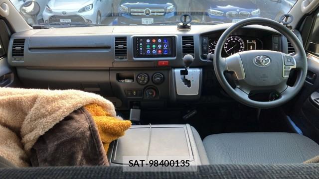 Toyota HIACE VAN 2025-04 8280512-2