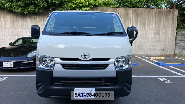 Toyota HIACE VAN 2025-04 8280512-9
