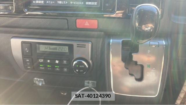 Toyota HIACE VAN 2021-02 8280932-14