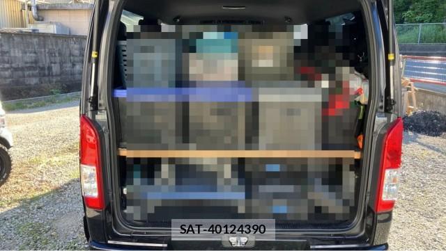 Toyota HIACE VAN 2021-02 8280932-17
