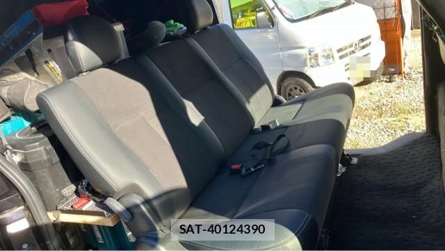 Toyota HIACE VAN 2021-02 8280932-6