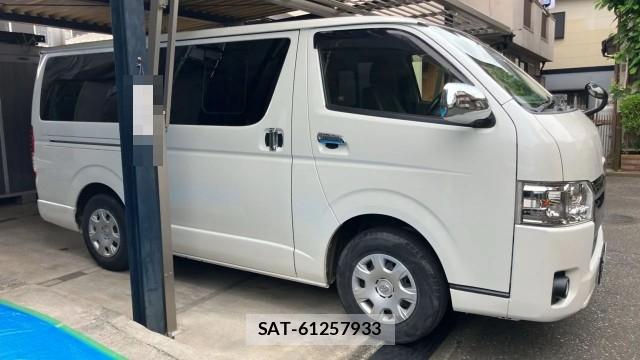 Toyota HIACE VAN 2018-01 8281006-3