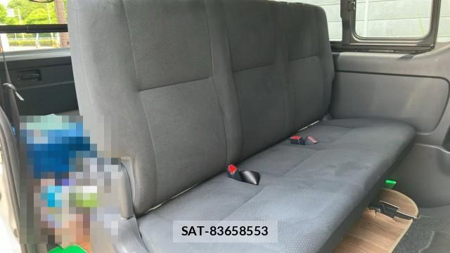 Toyota HIACE VAN 2025-08 8281052-6