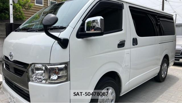 Toyota HIACE VAN 2024-03 8281156-10