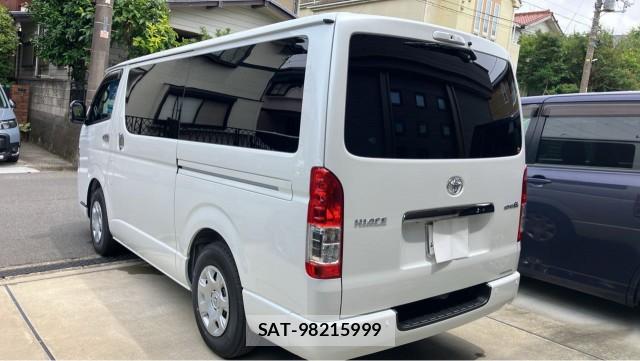 Toyota HIACE VAN 2026-04 8281158-13