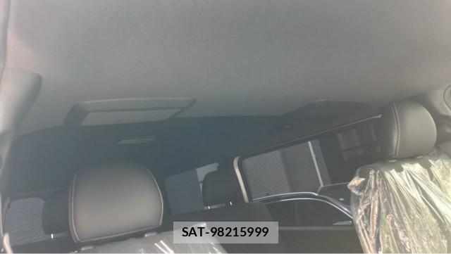 Toyota HIACE VAN 2026-04 8281158-15