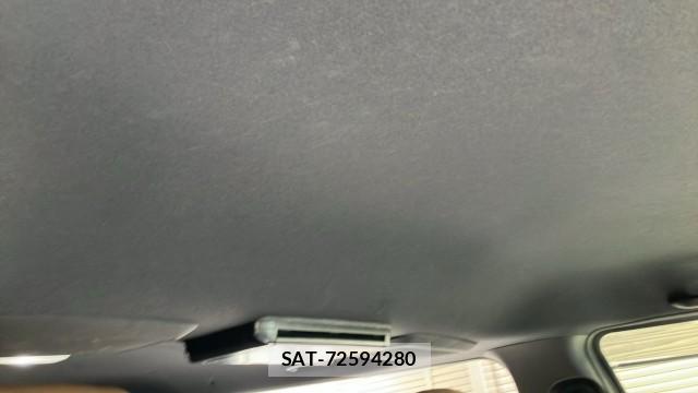 Toyota HIACE VAN 2019-09 8281174-15