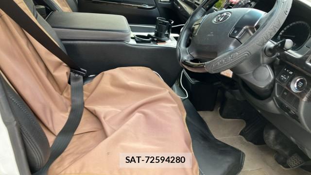 Toyota HIACE VAN 2019-09 8281174-5