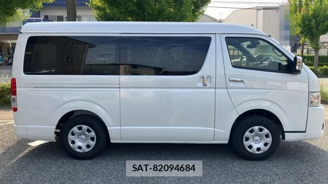 Toyota HIACE VAN 2026-05 8281179-10