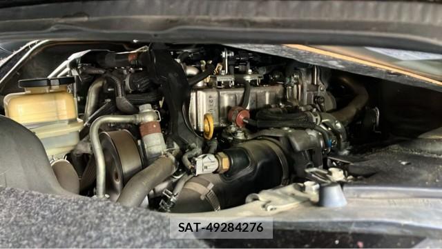 Toyota HIACE VAN 2018-09 8281282-7