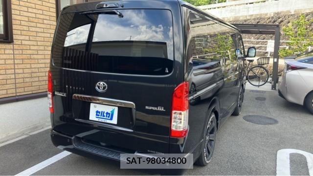 Toyota HIACE VAN 2022-02 8281382-12