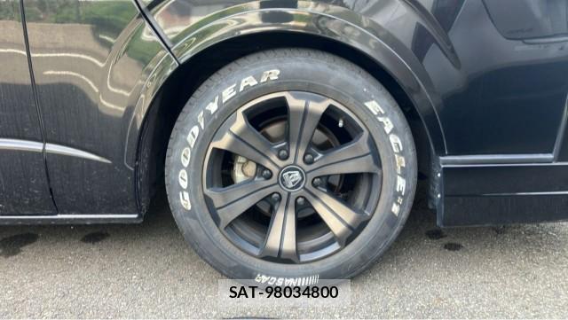 Toyota HIACE VAN 2022-02 8281382-8