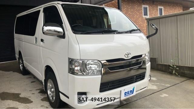 Toyota HIACE VAN 2017-12 8281387-11