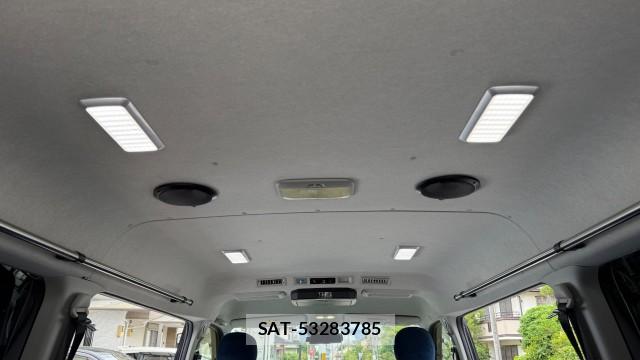 Toyota HIACE VAN 2018-03 8281454-14