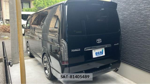 Toyota HIACE VAN 2014-04 8281472-12