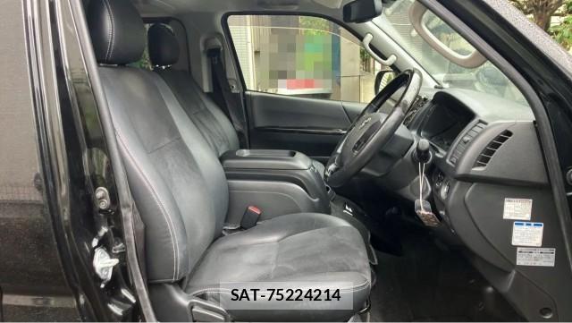 Toyota HIACE VAN 2018-06 8281509-5