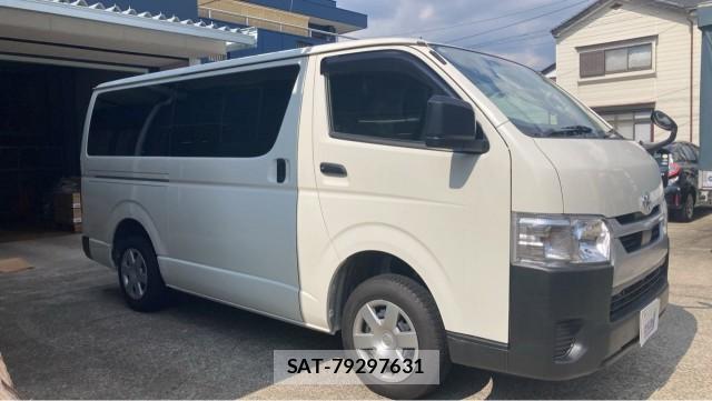 Toyota HIACE VAN 2024-08 8281523-3
