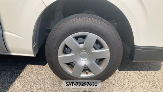 Toyota HIACE VAN 2024-08 8281523-8