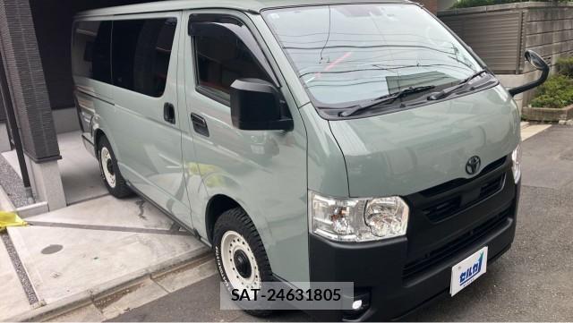 Toyota HIACE VAN 2024-10 8281534-11