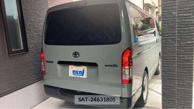 Toyota HIACE VAN 2024-10 8281534-12
