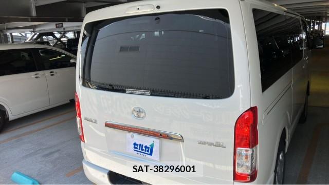 Toyota HIACE VAN 2021-11 8281537-1