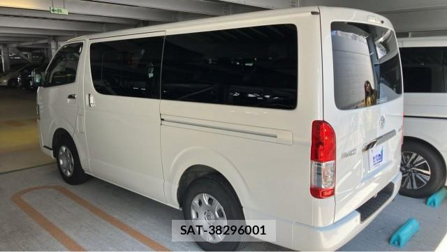 Toyota HIACE VAN 2021-11 8281537-13