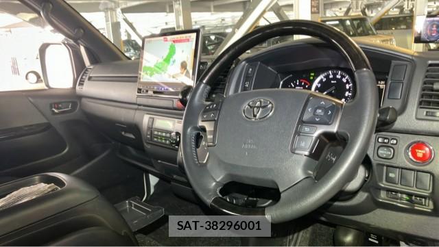 Toyota HIACE VAN 2021-11 8281537-2